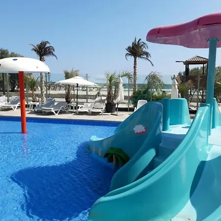 Melissa Pool & Mamaia-nord 아파트 *