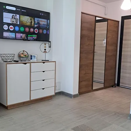 Melissa Pool & Mamaia-nord Apartment Navodari