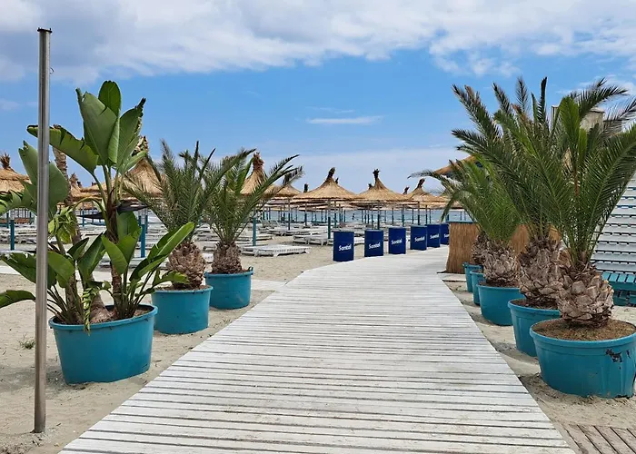 Melissa Pool & Mamaia-nord Daire Navodari