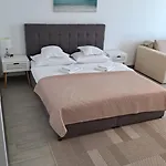 Melissa Pool & Mamaia-nord * Navodari