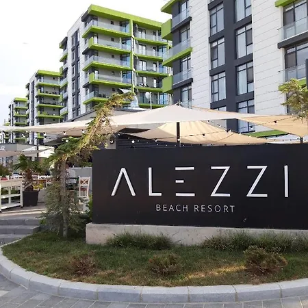 Melissa Pool & Mamaia-nord