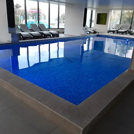 Melissa Pool & Mamaia-nord *