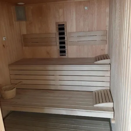 דירה Melissa Pool & Mamaia-nord