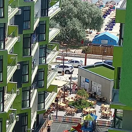 Melissa Pool & Mamaia-nord *
