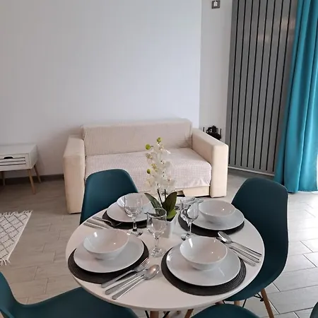 Melissa Pool & Mamaia-nord דירה