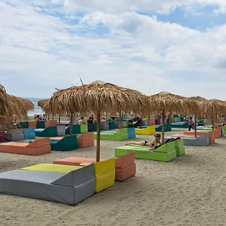 Melissa Pool & Mamaia-nord Apartment Navodari