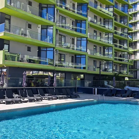 Melissa Pool & Mamaia-nord Lägenhet Năvodari