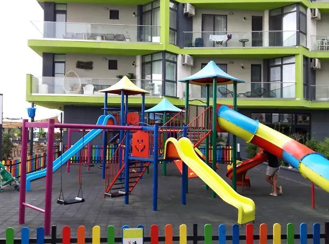 Melissa Pool & Mamaia-nord *