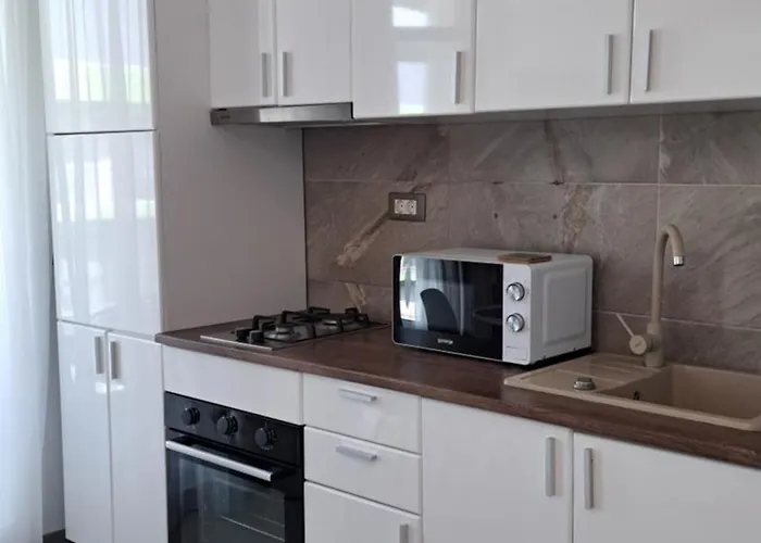 Melissa Pool & Mamaia-nord Appartement *